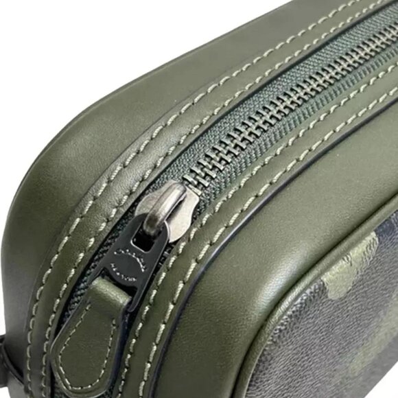 COACH CX879 Small Travel Kit Signature Camo Print & Leather Dark Shamrock Multi - Picture 6 of 7